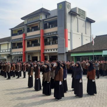LPI AL AZHAAR Melaksanakan Upacara Peringatan Hari Pahlawan 10 November 2023