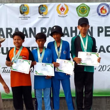 Santri SMP Al Azhaar Masjid Baitul Khoir Bandung Juara 3 Lomba Panahan Tingkat Pelajar se-Kabupaten Tulungagung